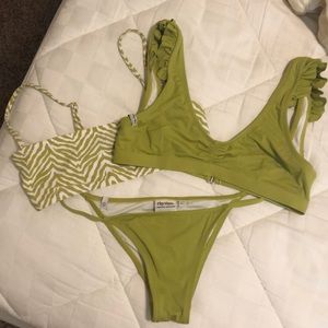 Green bikini with two top options